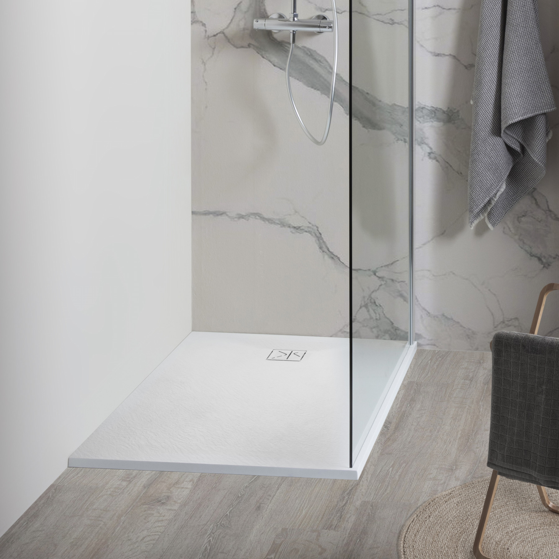 Piatto Doccia VERONA 110x70 cm ultraslim 2,6 cm effetto pietra, con piletta, Bianco Opaco